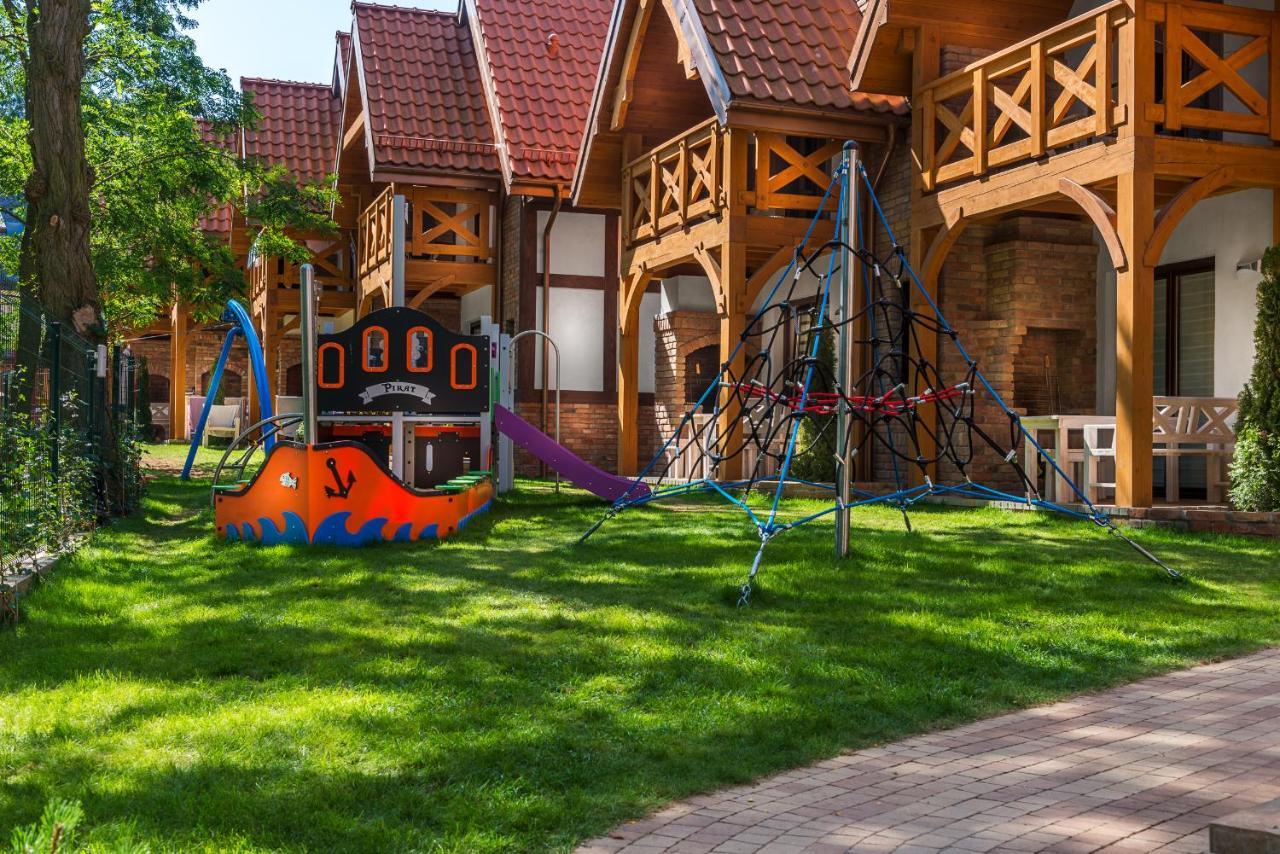 Władysławowo Domki Hallerowka Resort מראה חיצוני תמונה