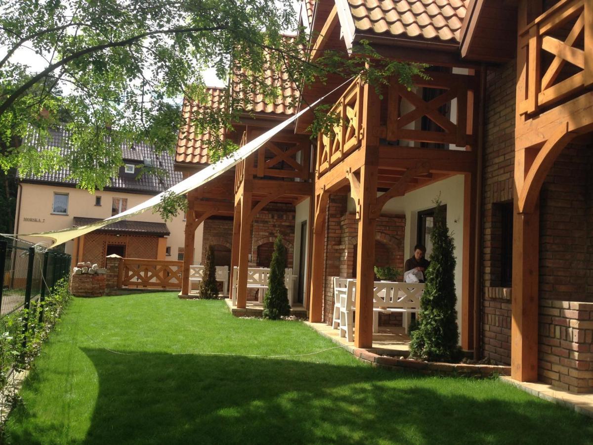Władysławowo Domki Hallerowka Resort מראה חיצוני תמונה